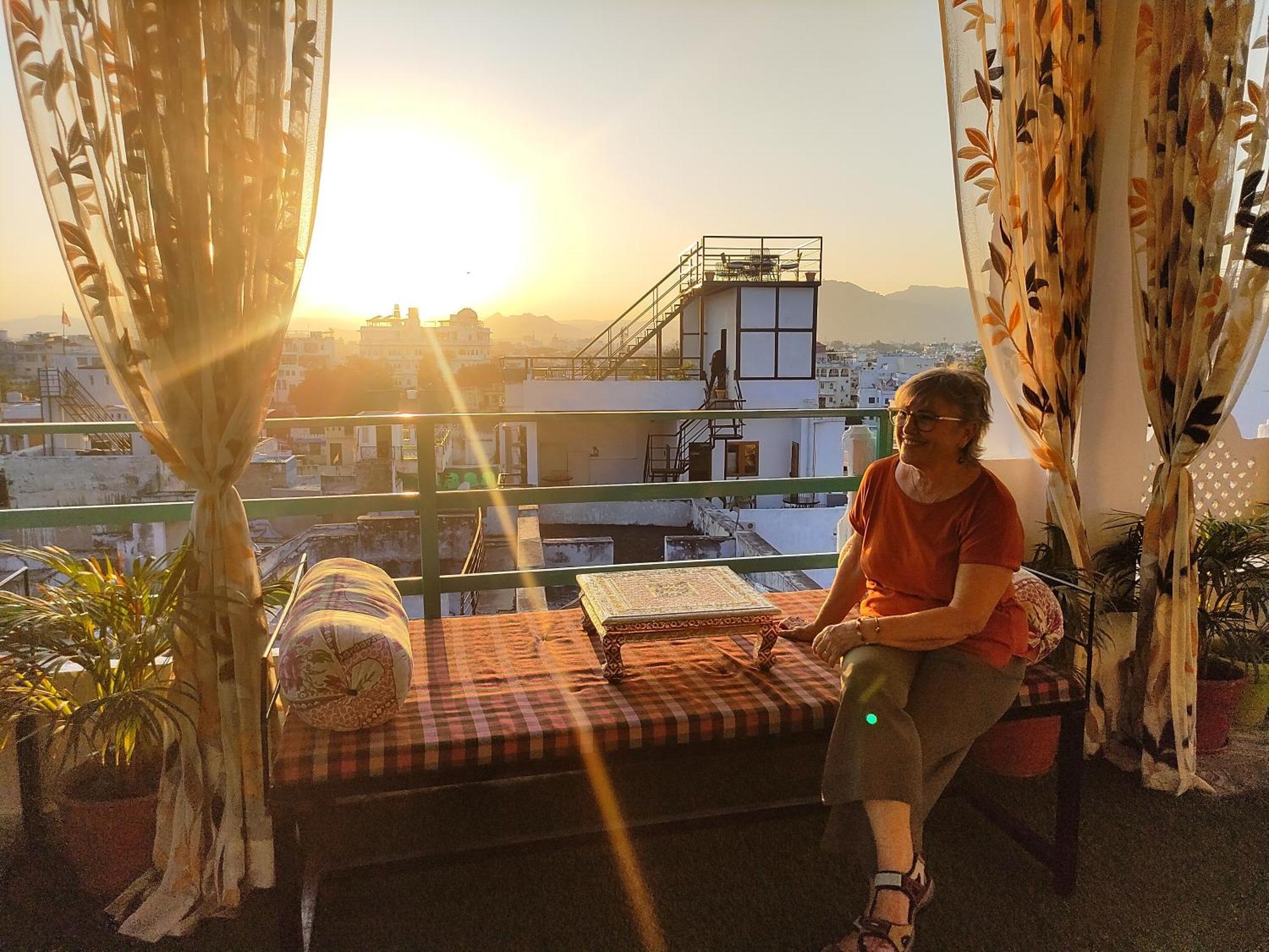 Krishna Stay Guest House อุเดเปอร์ ภายนอก รูปภาพ